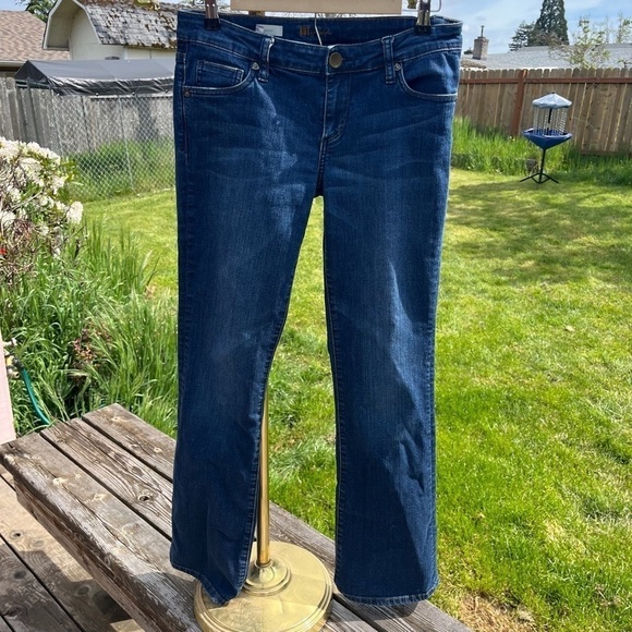 KUT FROM THE KLOTH ~ Farrah Baby Bootcut Jeans - Picture 2 of 12